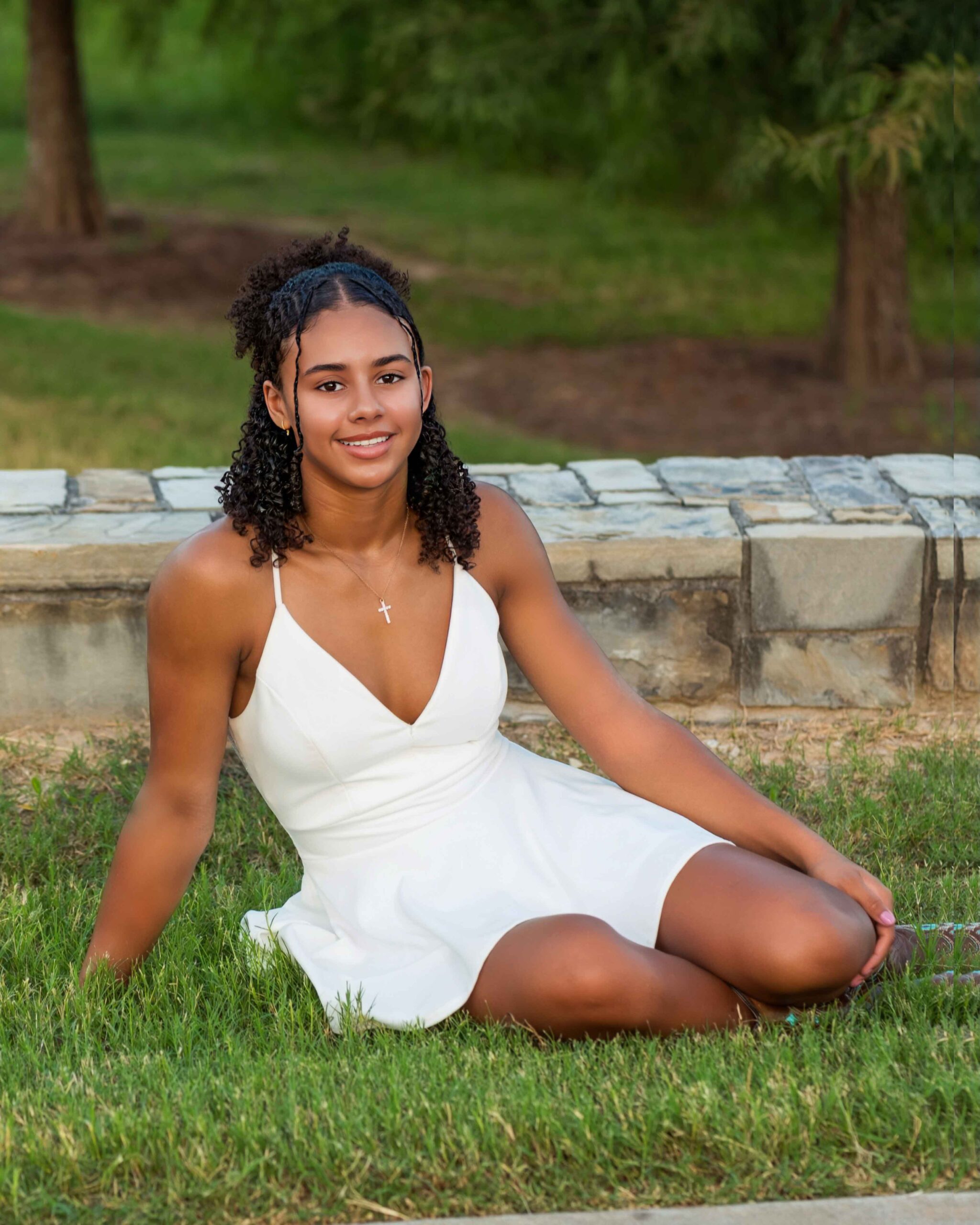 high school senior photos of a Kinkaid Falcon